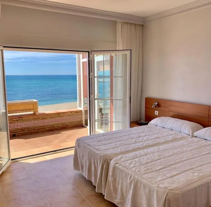 Luxury Villa At The Beach Marbella